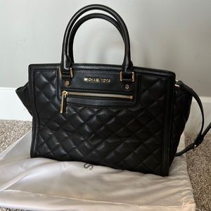 Michael Kors tufted shoulder/crossbody bag